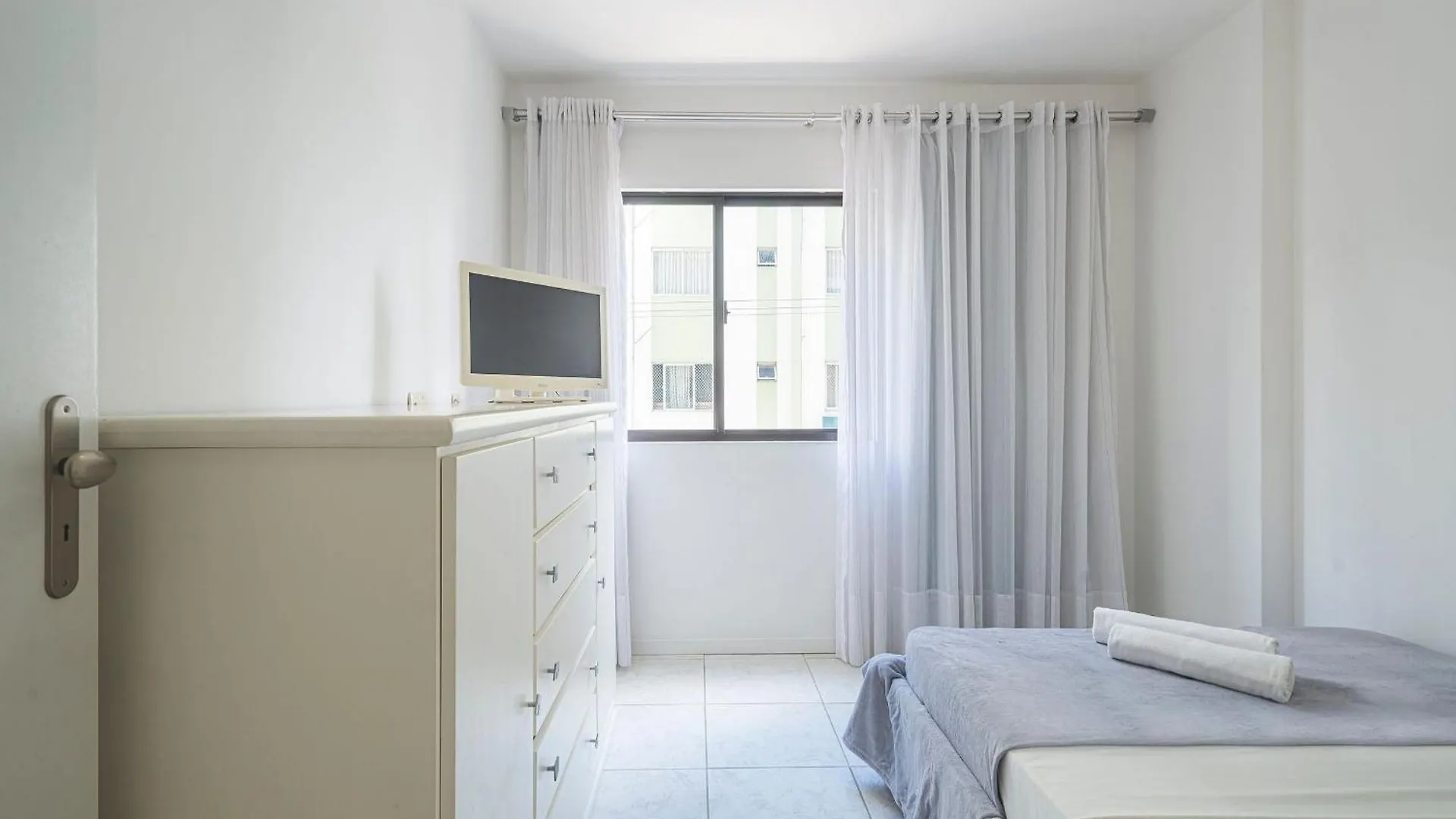 Clda021 - Amplo Apto Todo Climatizado No Centro 3Q Balneário Camboriú Apartment